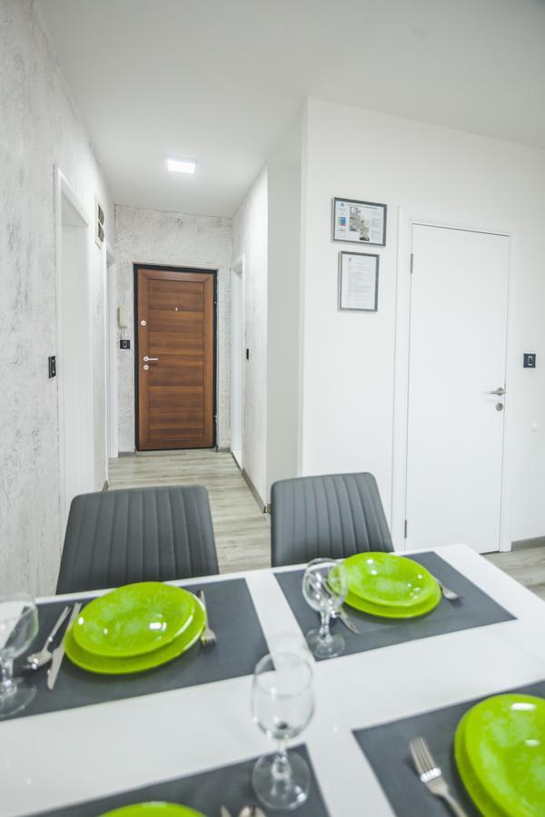 Kristal Apartmani Arandelovac Buitenkant foto