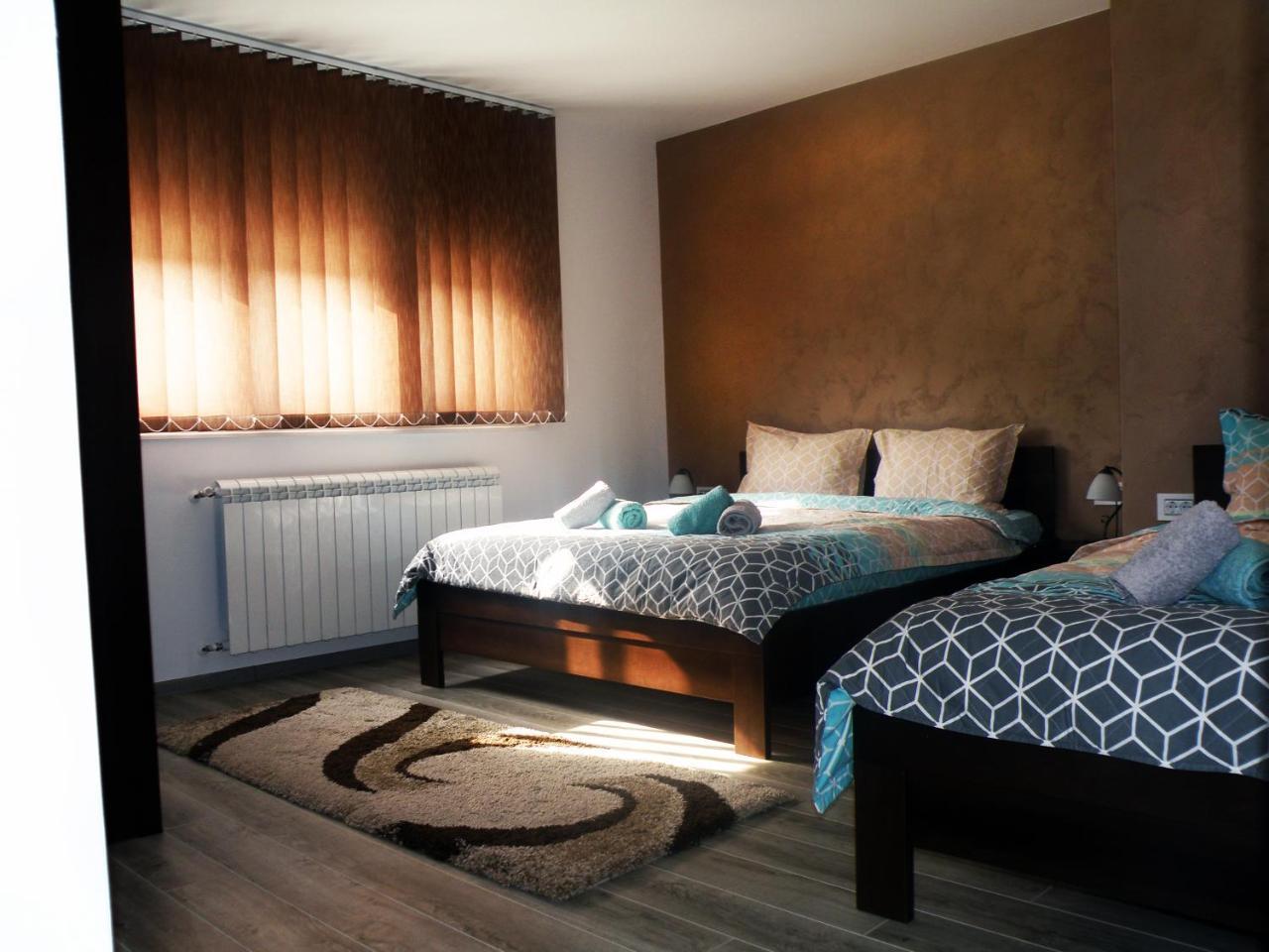 Kristal Apartmani Arandelovac Buitenkant foto