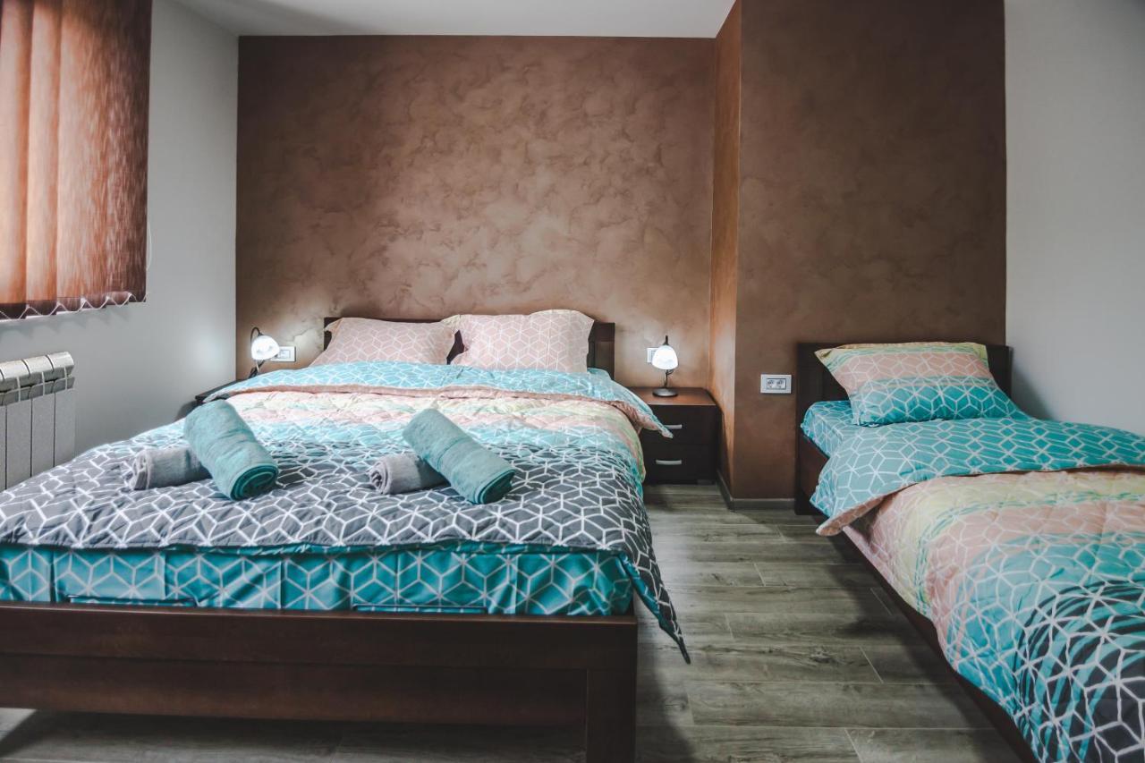 Kristal Apartmani Arandelovac Buitenkant foto